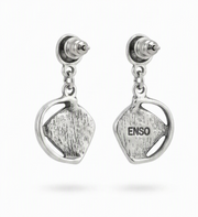 Teno tip peridot earring